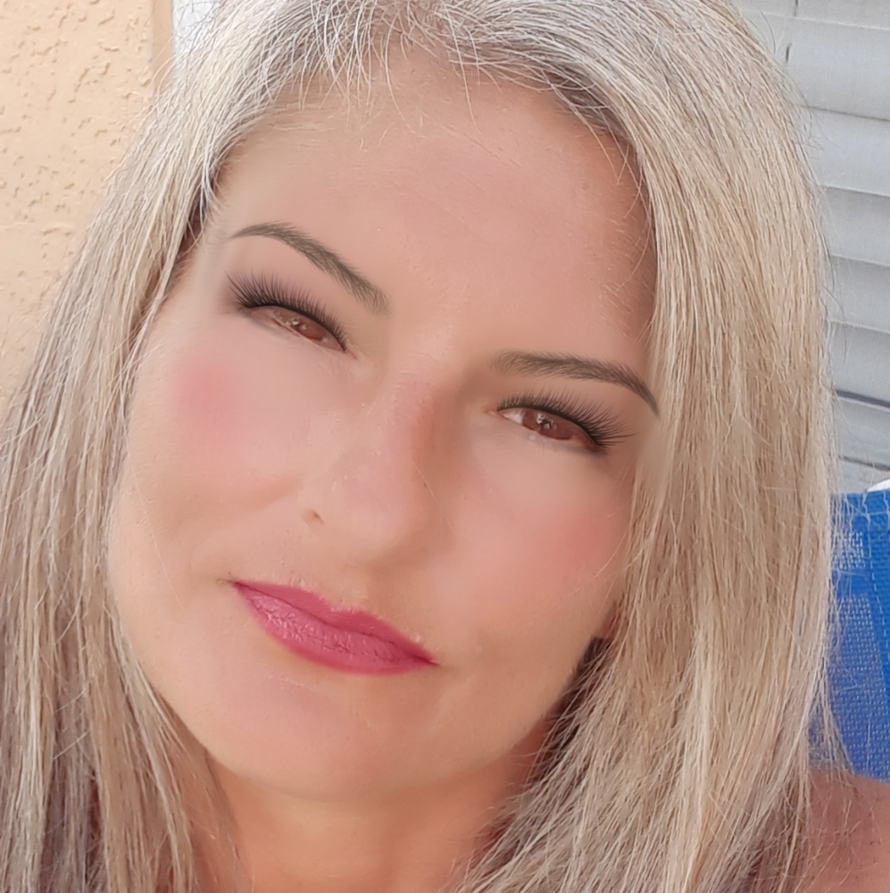 Meet your Posher, Stacey